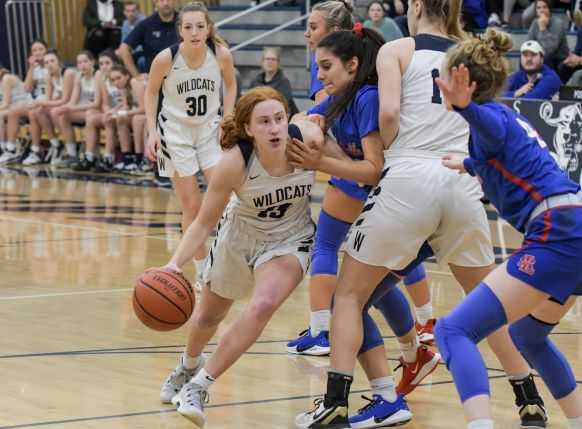 Wilsonville's Sydney Burns scored 18 of her 20 points in the second half Tuesday. (Photo by Greg Artman)