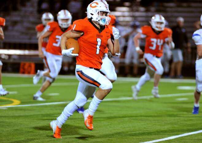 Senior Caden Lasater leads Crater in rushing (572 yards) and tackles (43). (Andy Atkinson/Mail-Tribune)