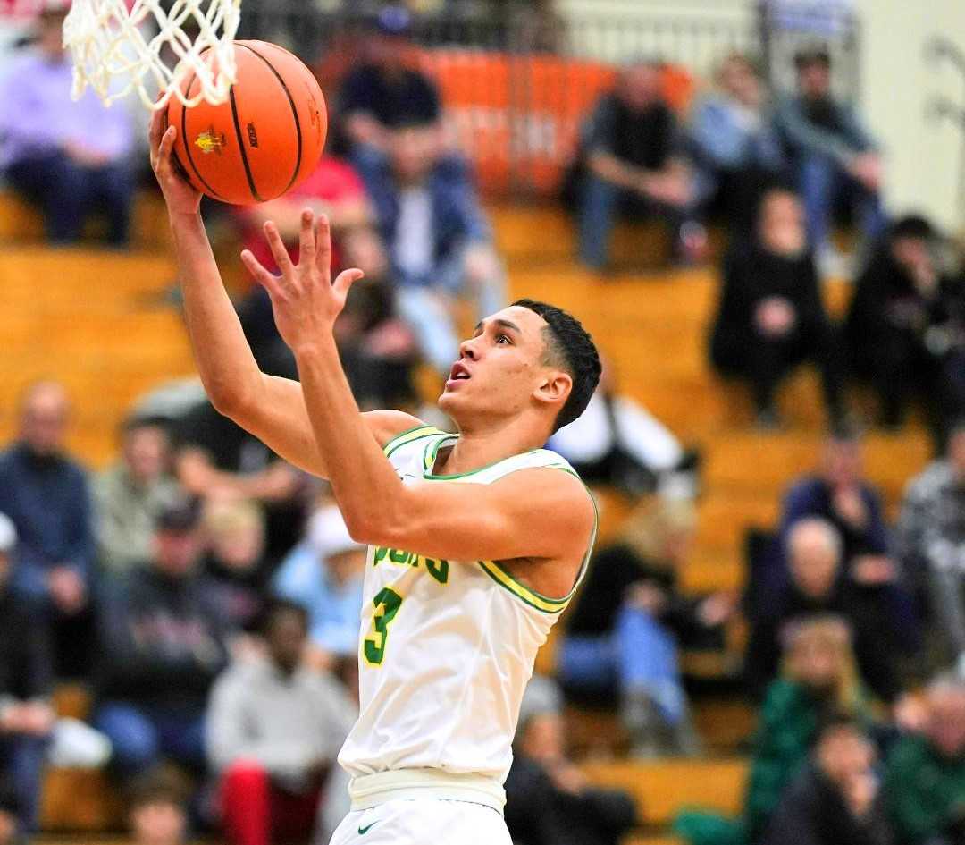 Jackson Shelstad and West Linn stayed unbeaten by pulling away from Sierra Canyon on Thursday night. (Photo by Jon Olson)