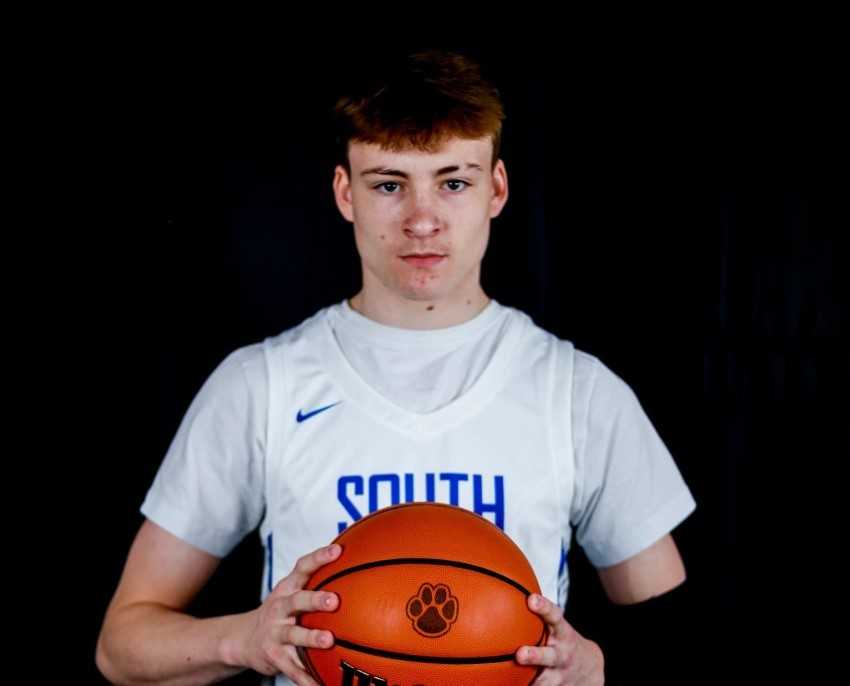 Boden Howell, a first-team all-conference pick last season, is leading South Medford in scoring at 23.0 points per game.