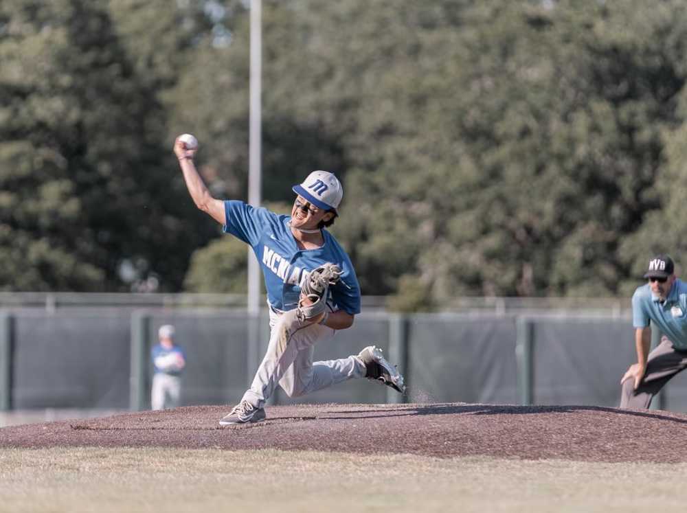 McNary hurler Jordan Araiza threw zeroes at South Salem in Wednesday's 6A win (Ezekiel Gonzalez)