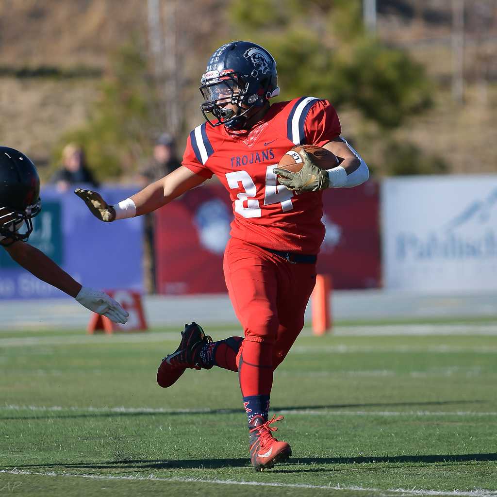 Kennedy sophomore David Reyes returned a kickoff 94 yards for a touchdown Saturday. (Photo by Andre Panse)