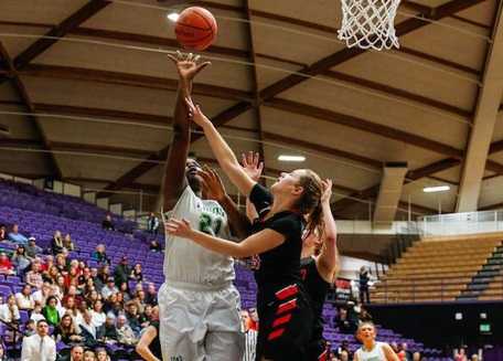 Aaronette Vonleh (21) averaged 14.2 points, 9.7 rebounds and 2.1 blocks as a freshman.