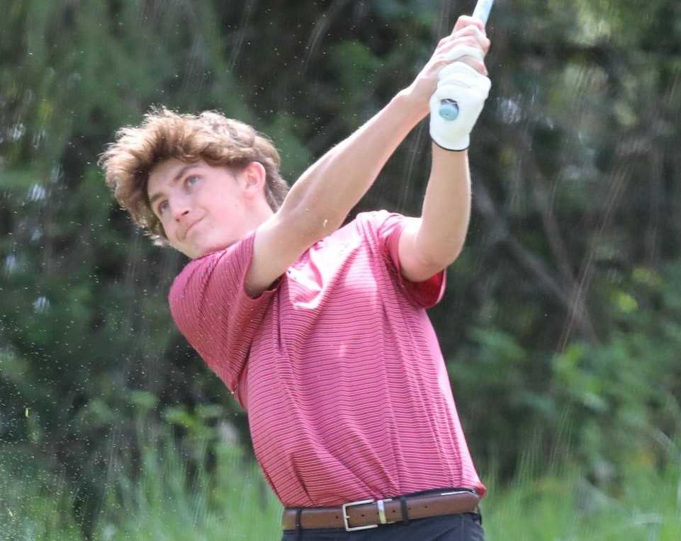 Glencoe senior Brody Landaker won a Pacific Conference tournament Monday at Pumpkin Ridge. (Photo by Norm Maves Jr.)