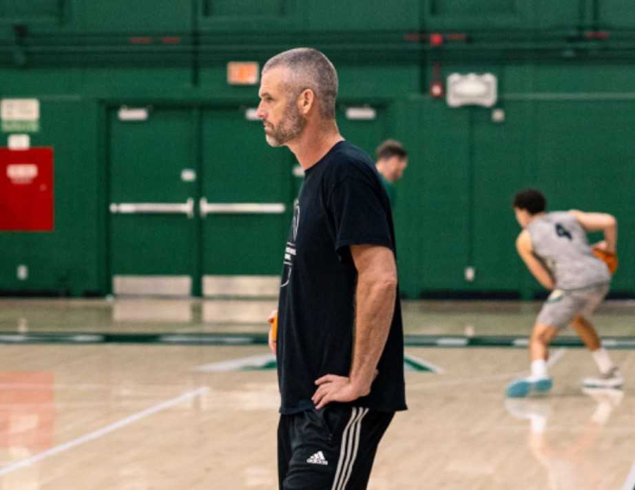 Kalin Walling's coaching stops include stints as an assistant at UC Santa Cruz and Sacramento State.