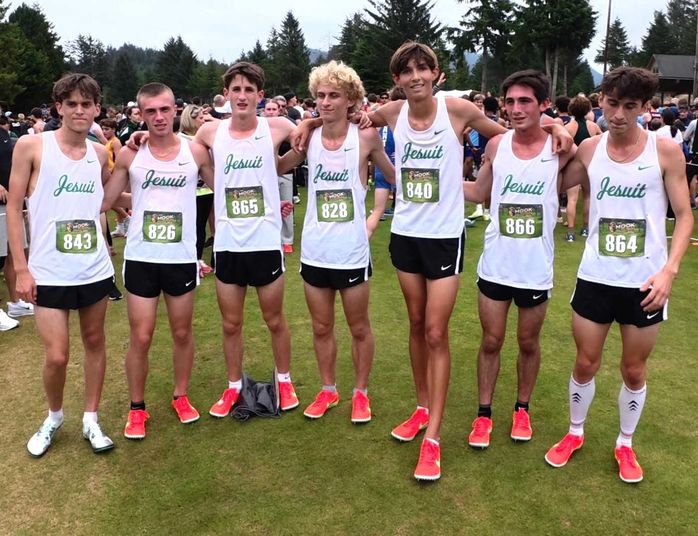 Senior-led Jesuit placed seven runners in the top 33 of The Mook Invite on Saturday at Alderbrook Golf Course in Tillamook.