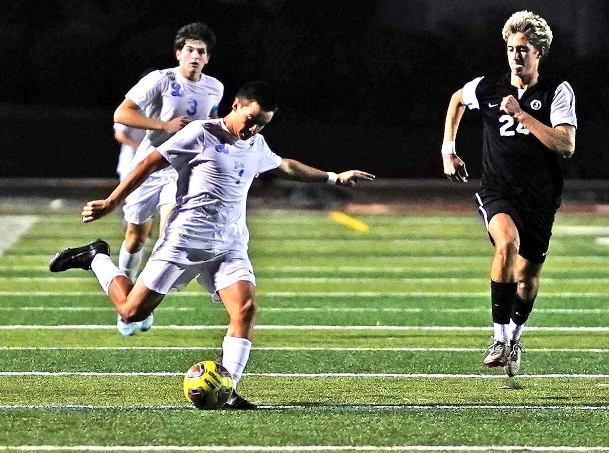 Jackson Romero, who scored the game-winner at Jesuit on Monday, leads Lakeridge with seven goals. (Photo by J.R. Olson)