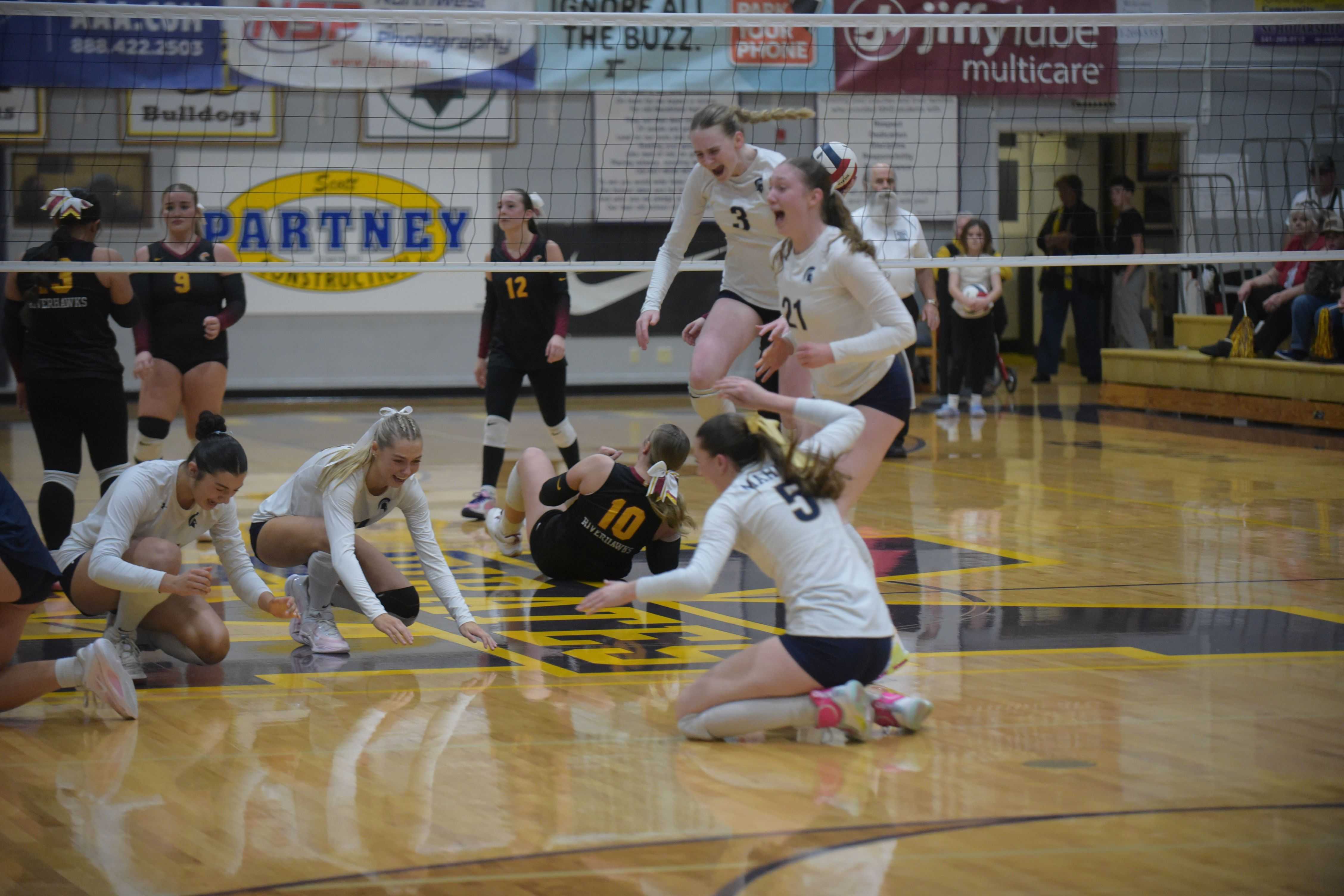 Marist Catholic celebrates after beating The Dalles for the 4A title Saturday (Photo by John Gunther)