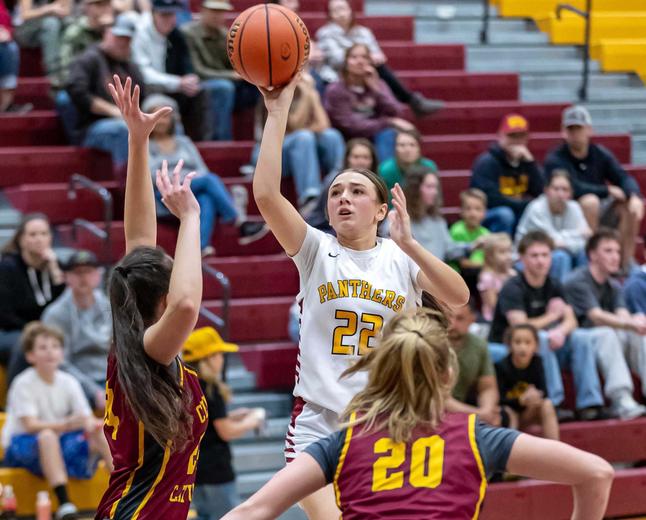 Redmond freshman Kodee Kimball is averaging 16.4 points and shooting 37.9 percent on three-pointers. (Photo by Gary Decker)