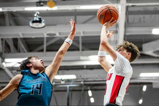 Union sophomore Jace McCraw goes up for a shot against Crosspoint Christian. (Photo from Elijah Newton)