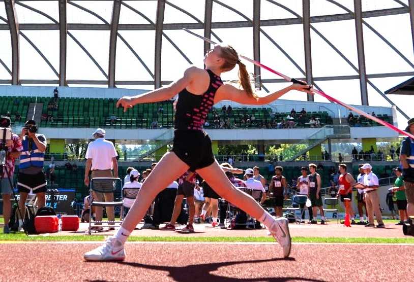Summit's Anna Millikan threw the javelin 160-8 to finish first in the Oregon Relays at Hayward Field. (Photo by Aaden Eggert)