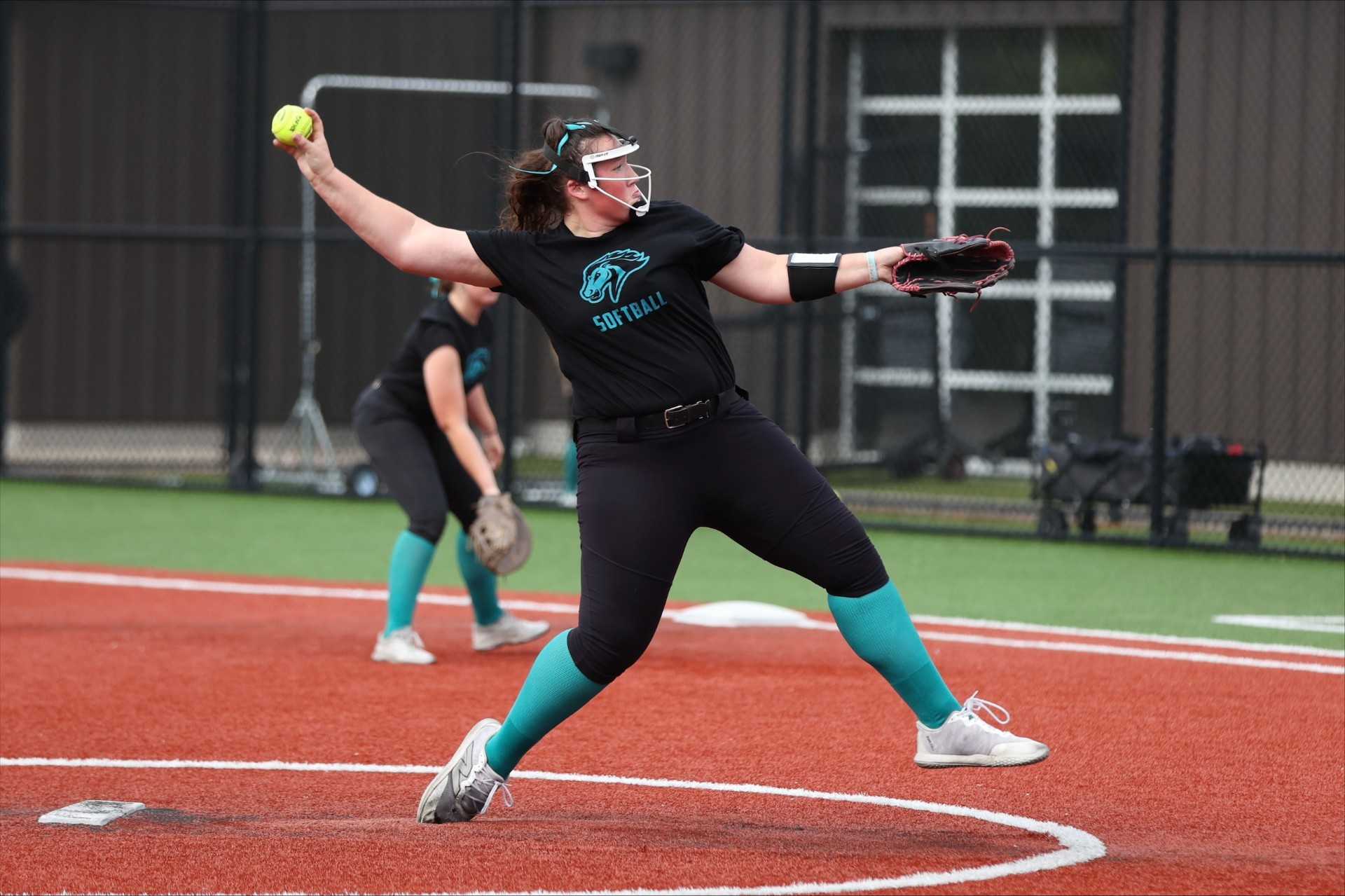 Mountainside junior Jojo Appling has a 0.46 ERA and is batting .380 with three homers and 21 RBIs. (Photo by Steve Dipaola)