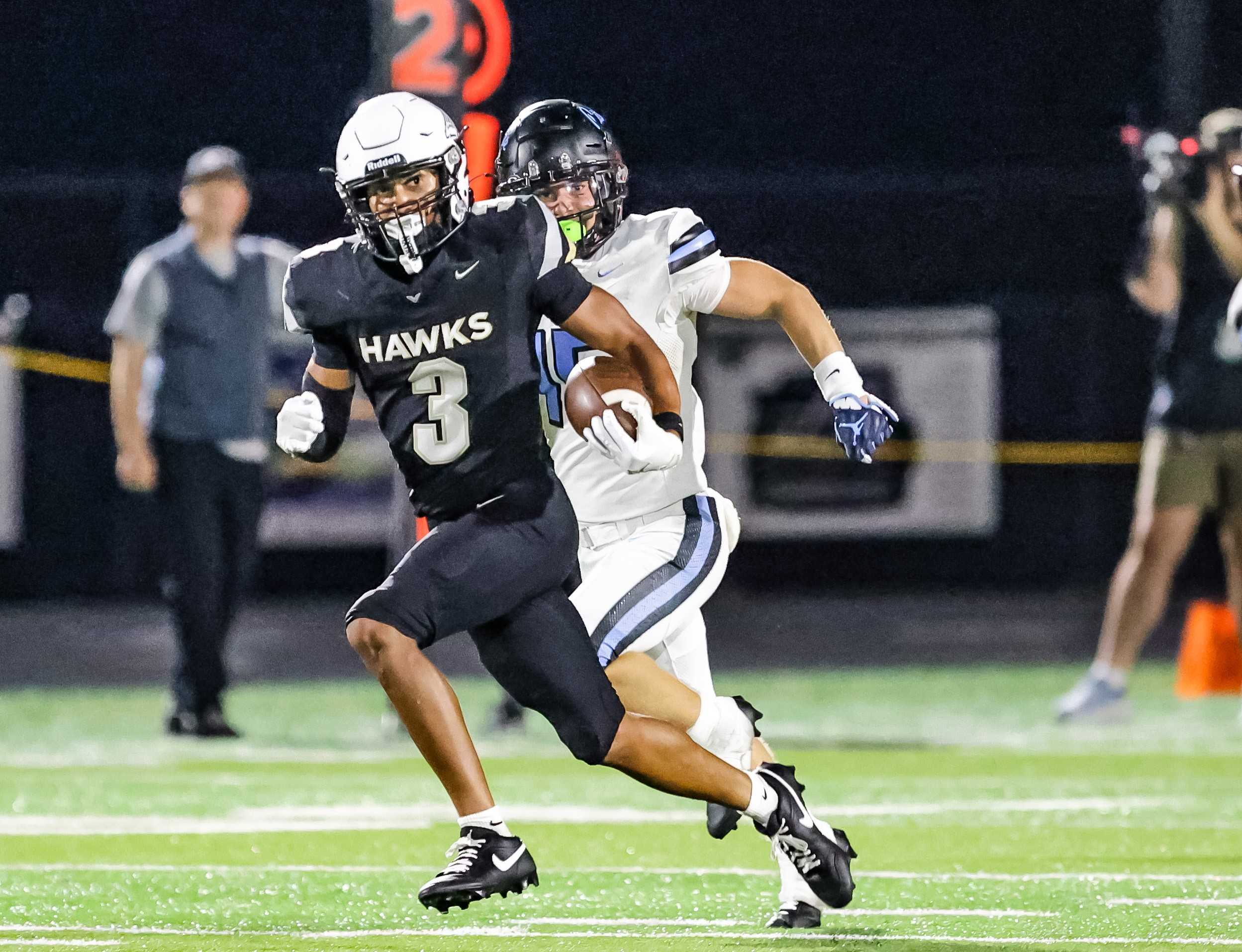 Nelson receiver Malachi Garlington had 50 catches for 914 yards last season for a 6A semifinal team. (Photo by Ryan Fanger)