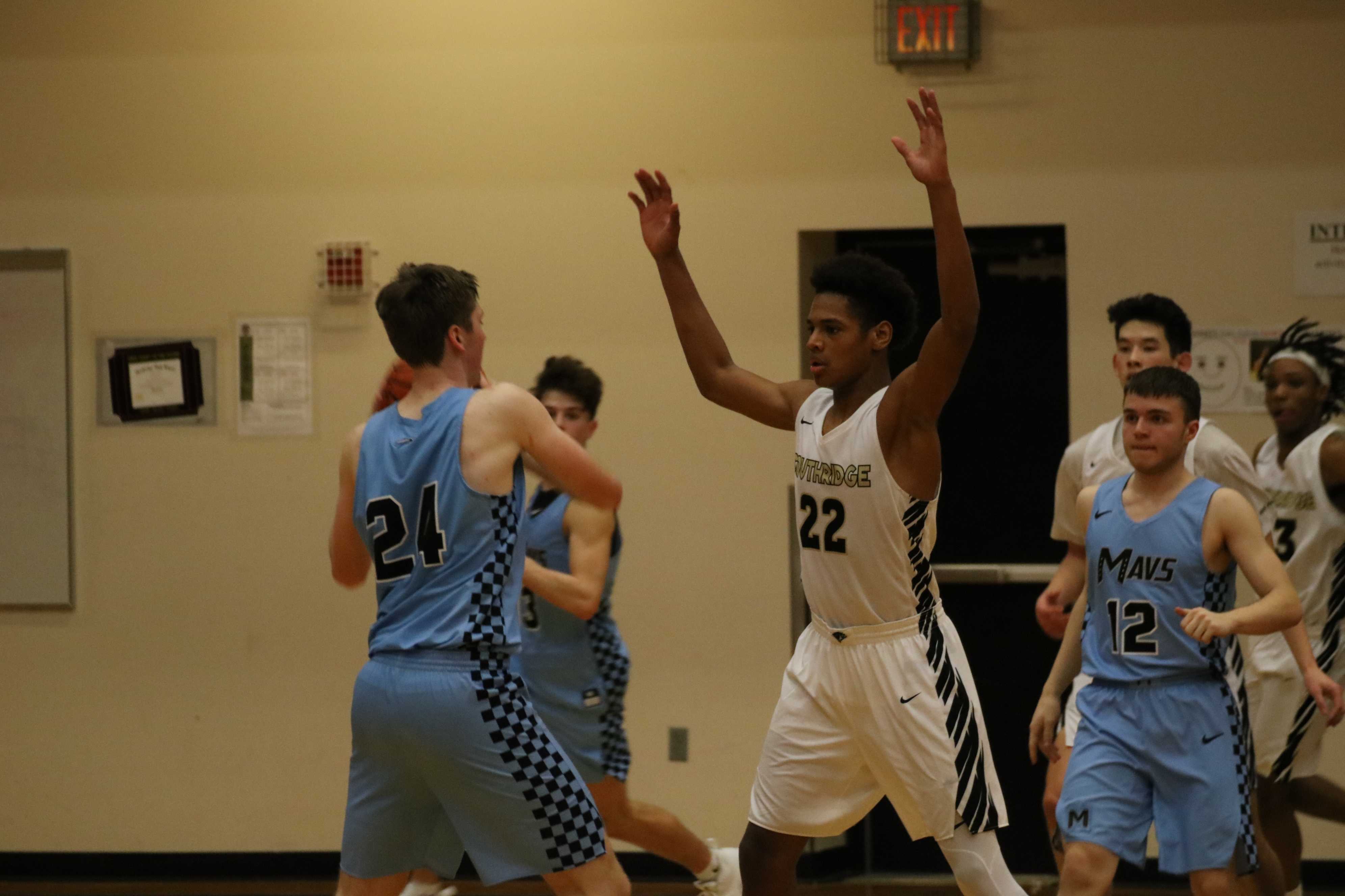 Southridge's Ross Davis Jr. (22) scored 14 points in the Skyhawks win over Mountainside.